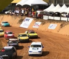 Grande público em etapas da Copa Norte de Marcas e Pilotos em Linhares no domingo(28)