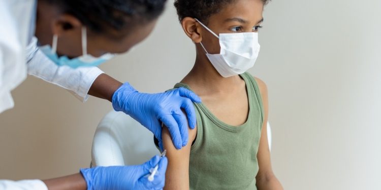 João Neiva continua vacinação de crianças e repescagem para adolescentes com a D1