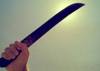 Briga de homens armados com facões termina com um morto e outro ferido em Sooretama