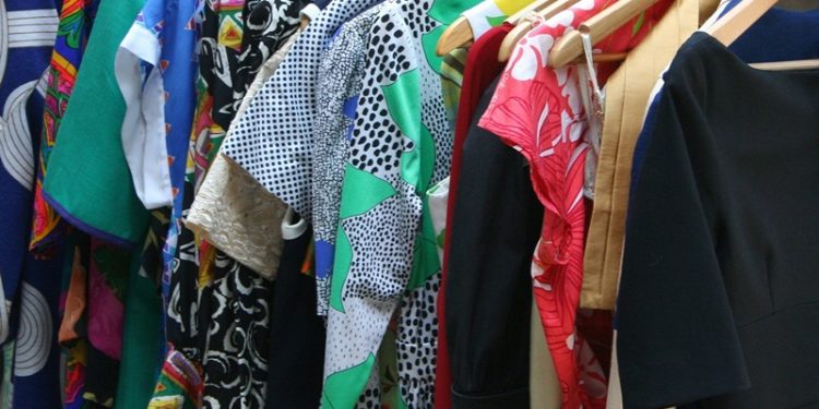 CAPS de João Neiva mantém bazar semanalmente em prol dos pacientes