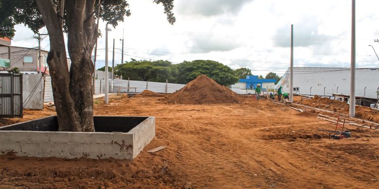Prefeitura de Linhares constrói complexo de esporte e lazer no bairro Santa Cruz