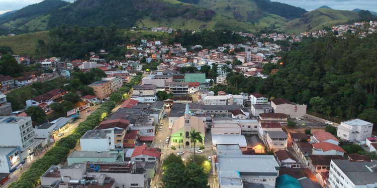Prefeito de João Neiva envia à Câmara reajuste de 25% para os servidores