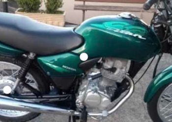 Moto é furtada em plena luz do dia no centro de Linhares
