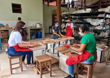 Prefeitura de João Neiva e parceiros oferecem curso gratuito de arte em cerâmica