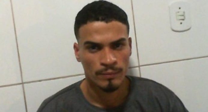Delegado pede ajuda da população para prender líder de gangue criminosa em Linhares