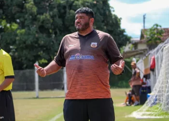 Copa ES 2022: Técnico Raí Sousa, ex-Aracruz e Pinheiros, confirma acerto com o Linhares