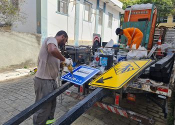 Ruas de João Neiva recebem sinalização de trânsito