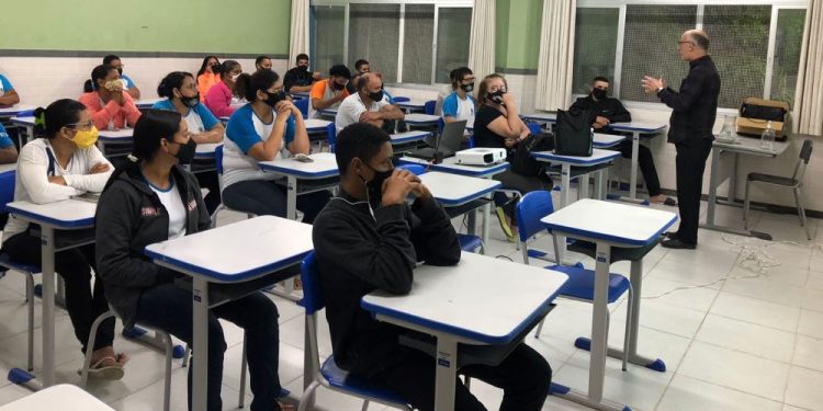 Prefeitura de Jaguaré lança Programa Municipal de Qualificação Profissional