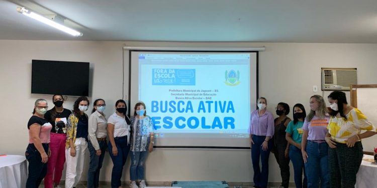 Comitê Intersetorial promove ações para combater evasão escolar em Jaguaré