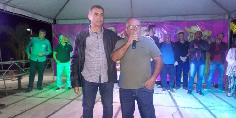 Prefeitura de Jaguaré inaugura praça de lazer em Água Limpa