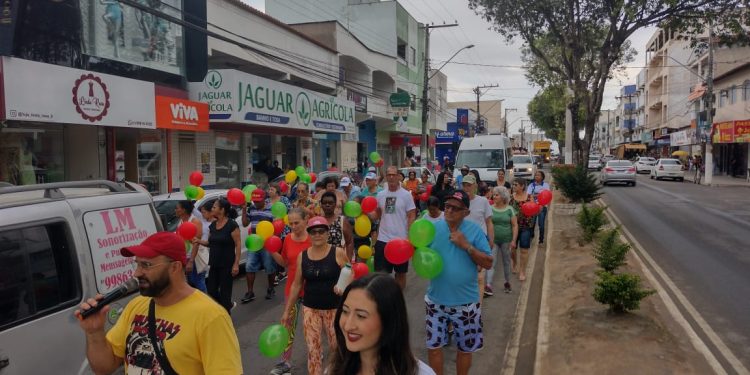 Jaguaré em festa para homenagear idosos
