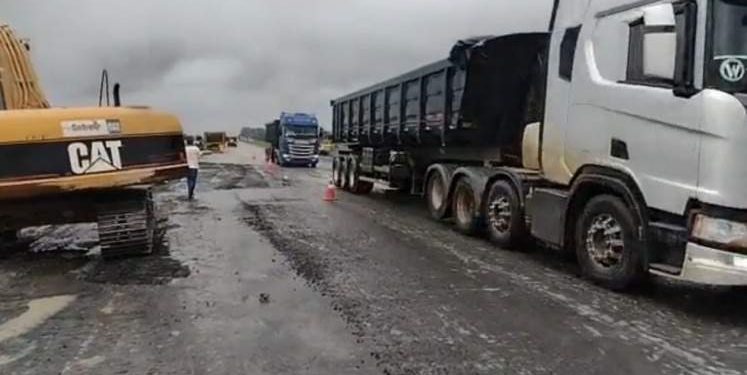 BR-101: concessionária libera tráfego no km 170 em Linhares