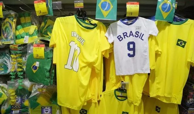 Copa 2022: Com saída do Brasil o verde e o amarelo devem sumir das lojas de Linhares nesta semana