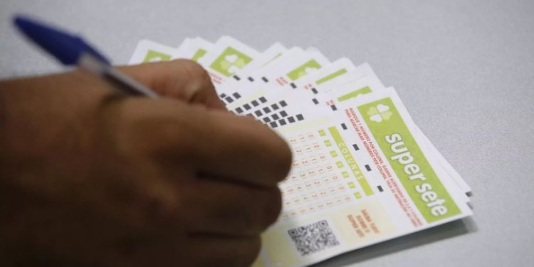 Aposta de Linhares erra apenas um número do Super Sete. Como prêmio de consolação, faturou mais de R$ 21 mil