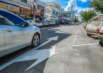Prefeitura de Linhares inicia demarcação de vagas para o estacionamento rotativo