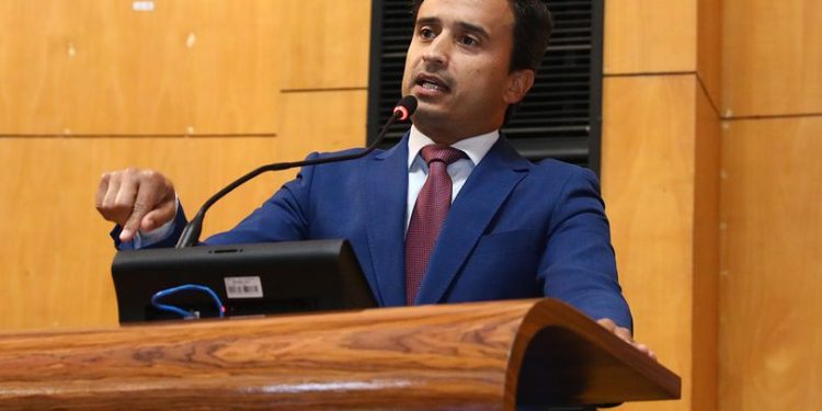 Deputado Lucas Scaramussa sai em defesa do cacau capixaba