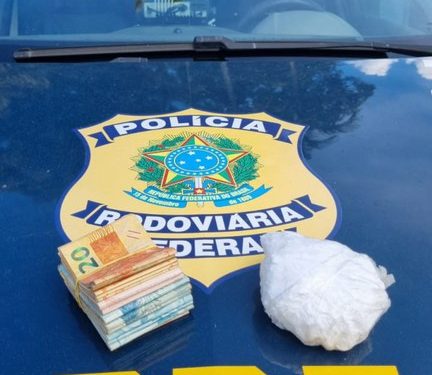 PRF prende homem por tráfico de drogas em Linhares