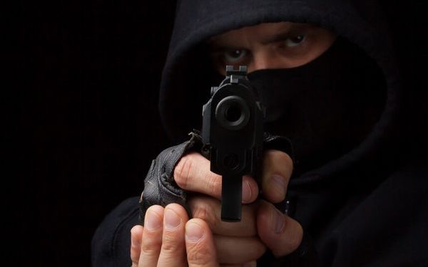 Família de pastor vive momentos de terror em assalto na zona rural de Sooretama