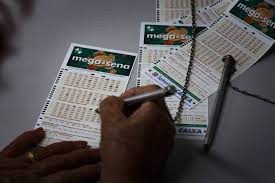 Sortudo de Linhares acerta quina da Mega-Sena e fatura R$ 25 mil