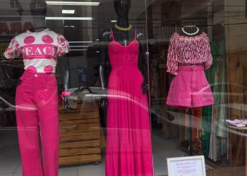 Com filme da Barbie, vendas de roupas rosas aumentam em lojas de Linhares