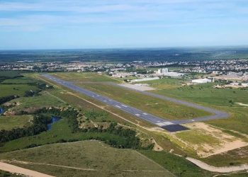 Aeronáutica faz testes para permitir voos comerciais no Aeroporto de Linhares