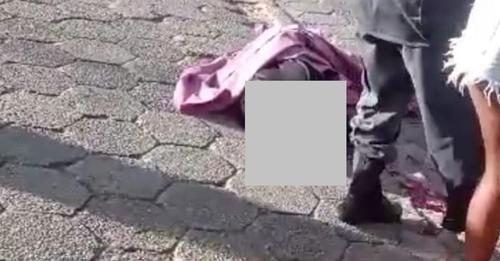 Jovem é assassinado a tiros no meio da rua, no Pó do Shell