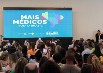 Linhares recebe 10 profissionais do Programa Mais Médicos