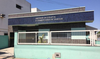 Hemocentro de Linhares pede doação de sangue antes de viagem no feriado