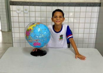 Aluno de escola da Prefeitura conquista medalha de ouro na Olimpíada Brasileira de Astronomia e Astronáutica