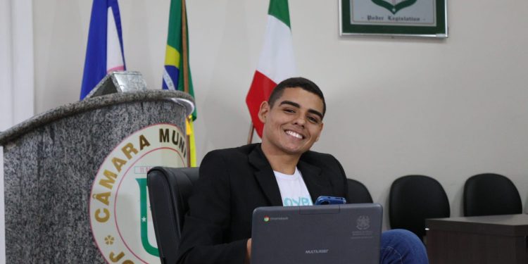 Estudante de João Neiva é um dos finalistas do Programa Parlamento Jovem Brasileiro