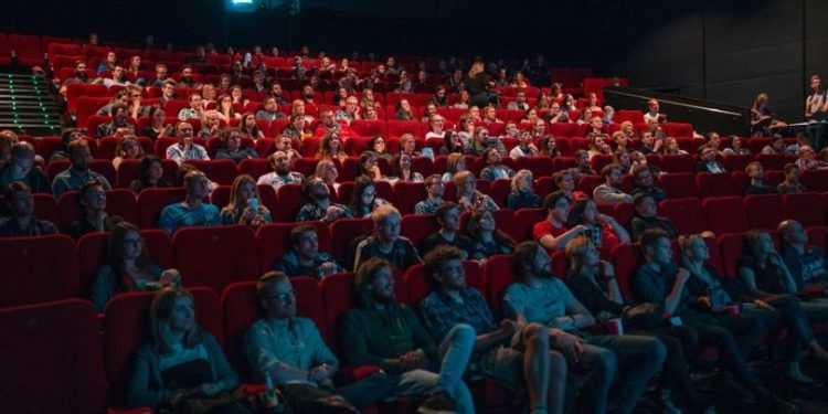 Semana do Cinema tem ingressos por R$ 10 em Linhares; promoção vai até dia 28