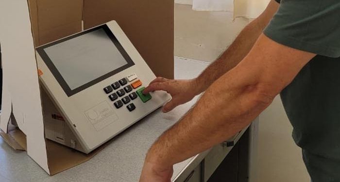 Eleitores indecisos em Linhares garantem que o voto só vem depois das propostas dos candidatos