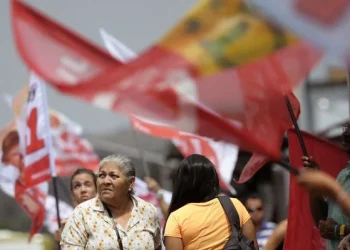 Com 4 candidatos a prefeito e 216 a vereador, Linhares dá largada à campanha eleitoral