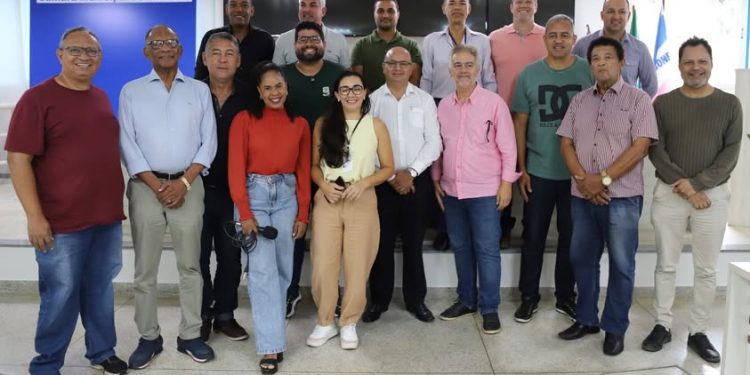 Roninho Passos se reúne com jornalistas de Linhares e região
