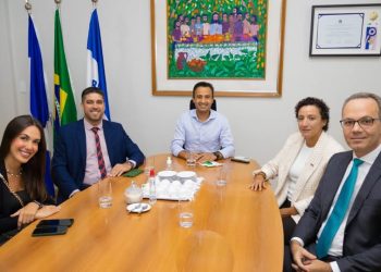 Prefeito Lucas Scaramussa recebe presidentes eleitos da OAB-ES e Seção Linhares
