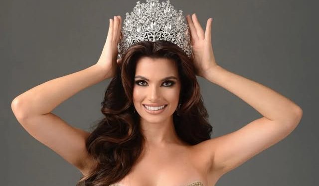 Representando o ES, linharense Ana Carolina Ceolin fica em 3º no Miss Universe Brasil