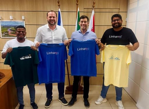 Vereadores de Linhares são recebidos pelo prefeito de Vila Velha, Arnaldinho Borgo, e pelo deputado federal, Dr. Victor Linhalis