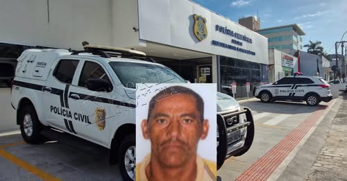 Homem furta carro, bate contra árvore durante fuga e morre, em Pontal do Ipiranga