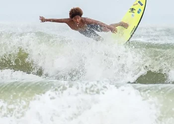 Etapa do Circuito Nacional de Surfe agita Regência entre esta quinta (18) e domingo (21)