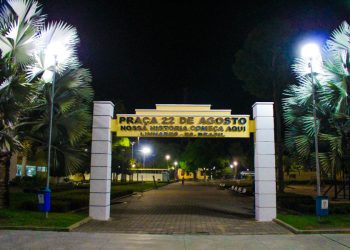 Praça 22 de Agosto terá Vila de Natal com Papai Noel gigante e árvore de 22 metros