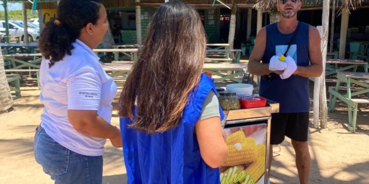 Vigilância Sanitária de Linhares orienta comerciantes para um verão mais seguro nas praias