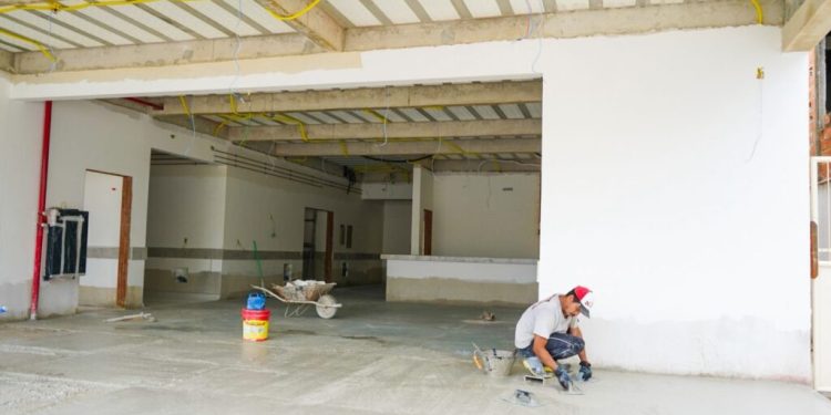 Obras da Unidade de Saúde do bairro Movelar chegam a 70% e seguem dentro do cronograma