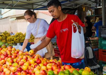 Feiras livres de Linhares seguem programação normal na sexta (1º), sábado (2) e domingo (3)