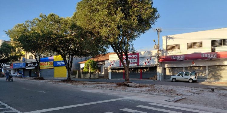 Com melhorias, Centro de São Mateus ganha novo visual