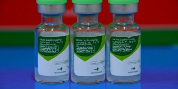 Linhares reforça vacinação contra HPV para crianças e adolescentes de 9 a 14 anos