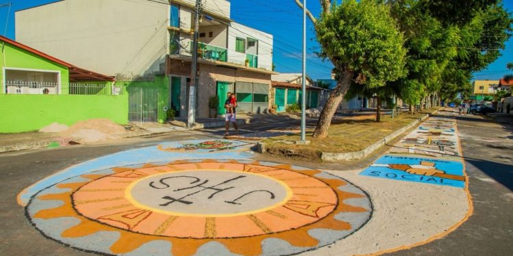 Corpus Christi: ruas da sede e interior de Linhares sofrerão interdições para confecção de tapetes