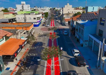 Prefeitura de Linhares reforça sinalização de ciclovias e quebra-molas da cidade