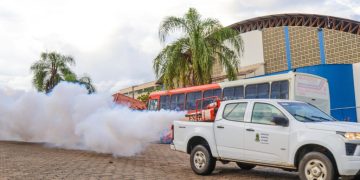 Carro fumacê passa por 12 comunidades de Linhares nesta semana