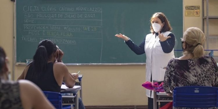São Mateus amplia ações para garantir vagas em creches e incentivar a volta aos estudos