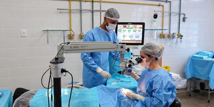 HGL realiza mutirão com mais de 400 cirurgias de catarata neste fim de semana em Linhares